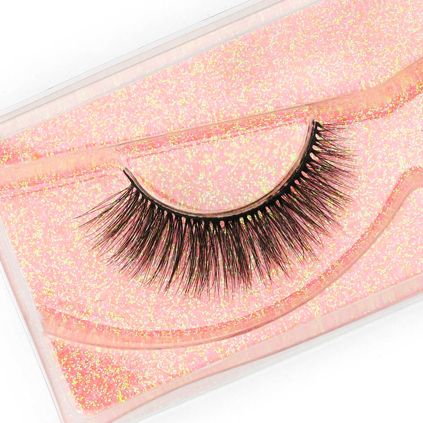 Faux cils à Coller Zoe en gros plan | MilF-eyelashes